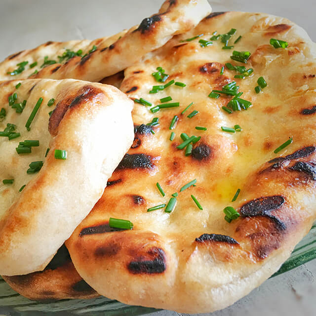 LAHSOONI NAAN