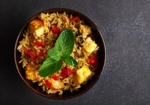 BAWARCHEE ZAI KA DAR PANEER BIRIYANI